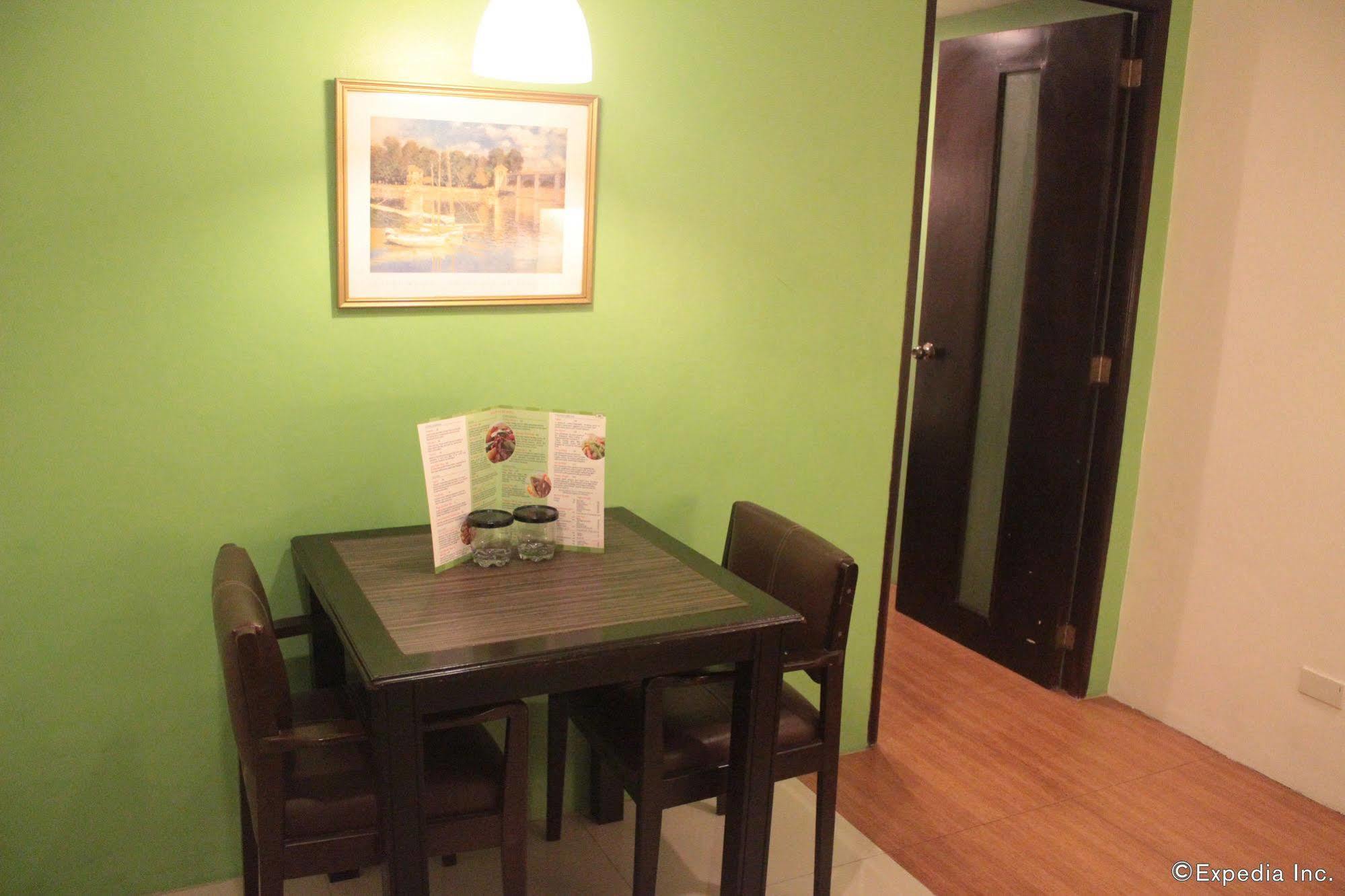 Acl Suites Quezon City Εξωτερικό φωτογραφία